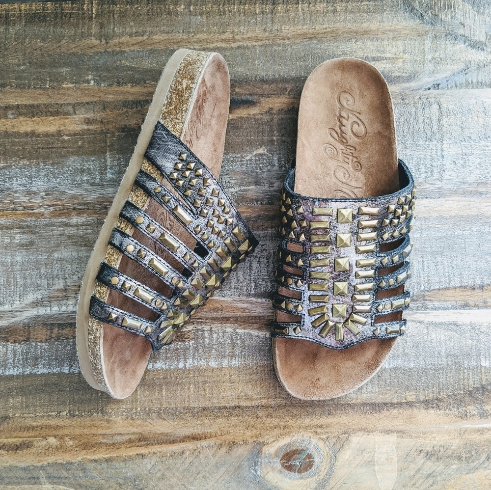 🆕🌿NAUGHTY MONKEY SANDALS🌿
